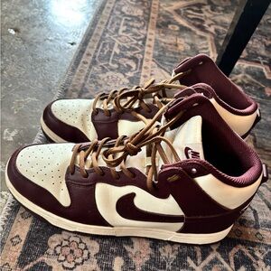 Nike Men's Maroon and White Dunks
